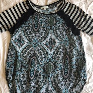 Multi-Pattern 3/4 sleeve